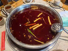 -肖肖酸萝卜鱼火锅(总店)