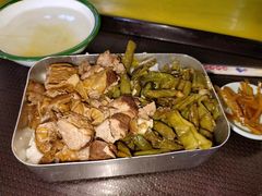 -贾丽老饭盒(奥莱店)