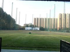 -仙霞高尔夫练习场-停车场