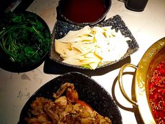 -哥老官重庆美蛙鱼头(宝山龙湖店)