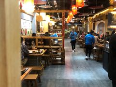 大堂-锅来乐地锅鸡(安亭店)