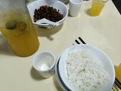 -笨罗卜浏阳菜馆(太平街店)