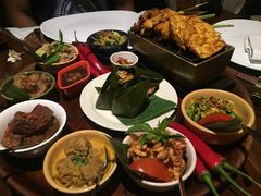 -DiAtas by Art Cafe Bumbu Bali