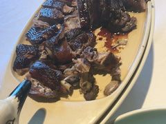 -八府香鸭·啫啫煲(华山路店)