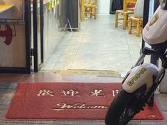 -明姨仔潮汕美食·碳炉猪脚·汕尾牛腩饭·起片鸡煲(起义路店)