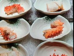 -雍容荟帝王蟹活龙虾展台自助(IFS黑金店)