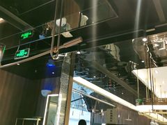 大堂-捞王锅物料理(上海世茂广场店)