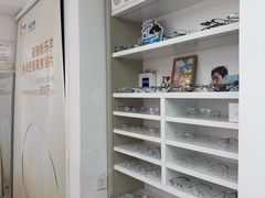 -美空眼镜·星趣控·新乐学·控优点合作店(周浦万达店)