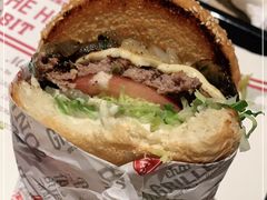 -The Habit Burger Grill 哈比特汉堡(复兴soho店)