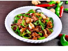 -自己人·宜昌菜(水悦城店)
