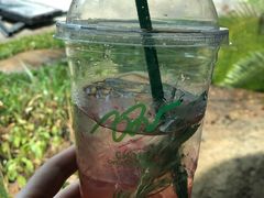 -Chom Cafe and Restaurant