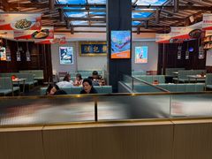 -阿瓦山寨·湘菜现炒·剁椒鱼头王(咸阳总店)