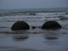 -摩拉基大圆石