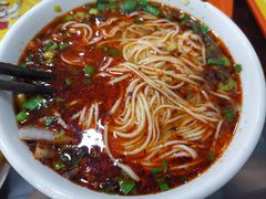 -牛一嘴·兰州牛肉面·大盘鸡(财富中心店)