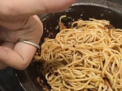 -何师烧烤·香辣蟹·川菜·30年老品牌(太古里旗舰店)