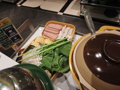 -润园四季椰子鸡火锅(卓越INTOWN店)