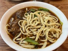 -清真吴记门钉肉饼·喜多利