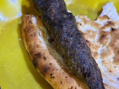 -烤肉小伙烤肉店