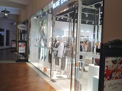 -王府井奥莱临潼小镇(临潼店)