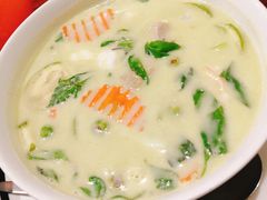 -Dang restaurant (patong phuket)