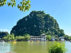 -星湖旅游景区七星岩