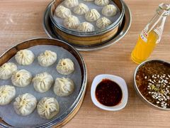 -清真老铁家灌汤包