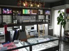 -视野联行眼镜蔡司·依视路官方授权店(顺城店)