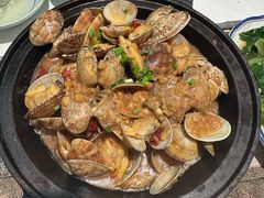 -刘姐啤酒鱼民族演艺餐厅(西街总店)