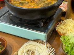 -黔有有贵州酸汤夺夺粉火锅(五味十字店)