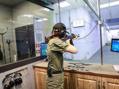 -都市枪神实弹射击俱乐部