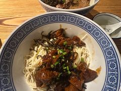 -沪西老弄堂面馆(定西路店)