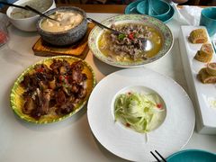 -荷塘秋月·本帮江浙菜(国权路店)