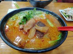 -志权牛肉面(灵山路店)