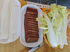 -临沂铁锅鲜鸡现炒青椒大公鸡干煸鸡(三元桥店)