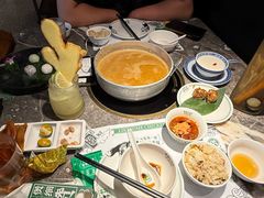 -禄婶鸡煲·打边炉