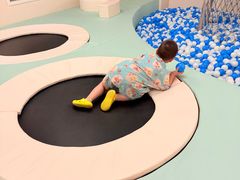 -涨巢·潮玩水疗局