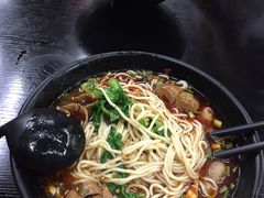 -丽影重庆小面(定西路店)