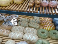 -焙丽拾光(麦凯乐直营店)