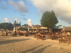 -金巴兰海滩烛光bbq