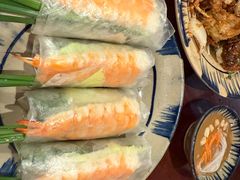 -Cuc Gach Quan Restaurant