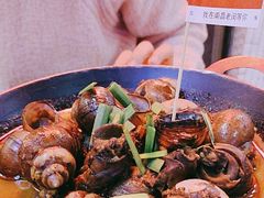 -老闵田螺馆·南昌特色小炒(梦时代店)