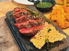 -Mark&Mars Restaurant