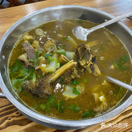 老味道牛腩火锅(品清三路分店)
