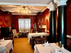 -成桂西餐厅·42年的味道(五大道疙瘩楼店)