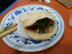 卡饼-代四孃牛华豆腐脑美味小食(总店)