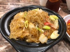 海鲜粉丝煲-廣九广味食堂-猪肚鸡火锅(曼哈顿店)