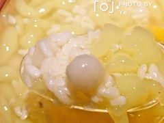 凉虾-串妹花式冰粉(乐山总店)