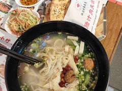 -元志初腊汁肉夹馍(钟楼粉巷店)