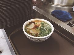 -吾穆勒蓬灰牛肉面·清真(北滨河中路店)