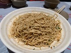 -肥肥虾庄·金牌油焖大虾(杨园滨江时代walk店)